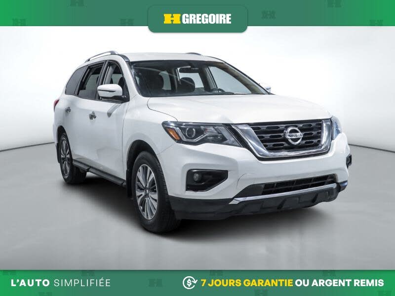 2020 Nissan Pathfinder SV Tech 4WD