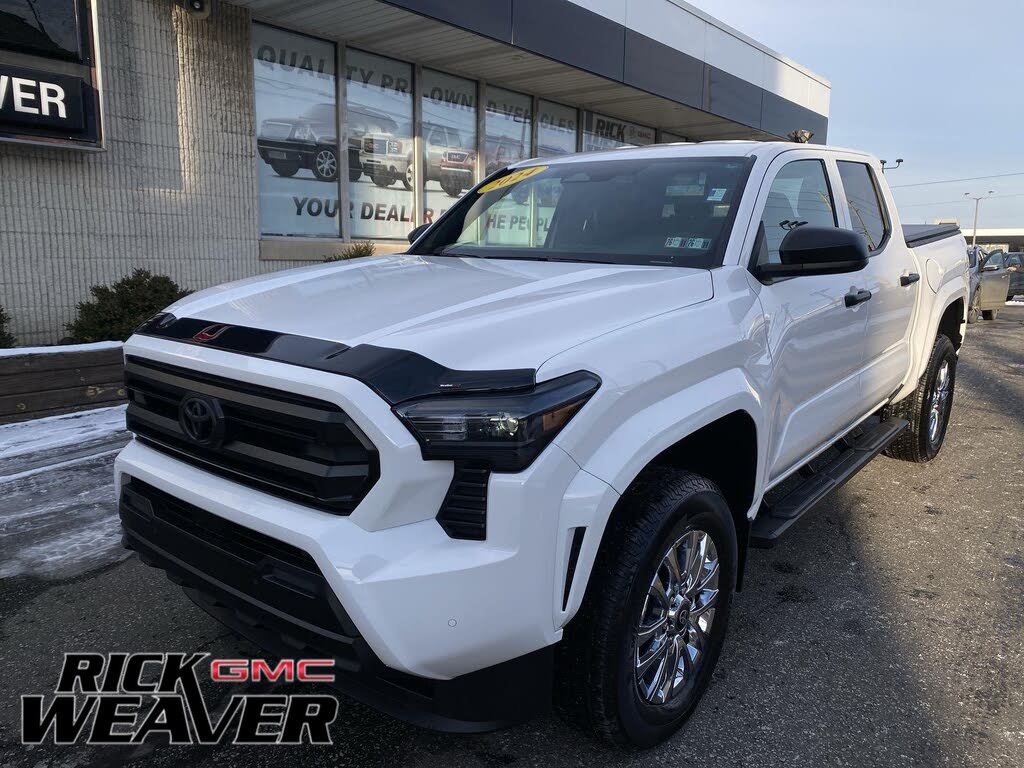2024 Toyota Tacoma SR Double Cab 4WD
