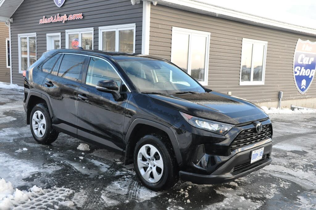 2025 Toyota RAV4 LE AWD