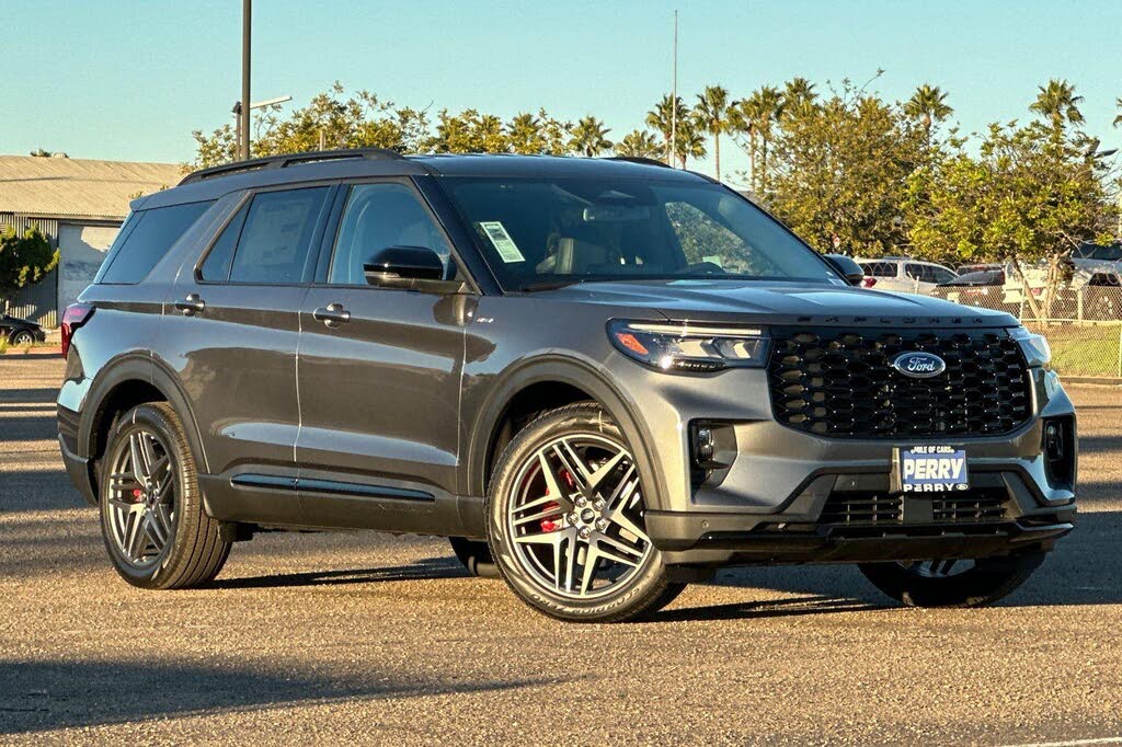 2026 Ford Explorer ST-Line RWD