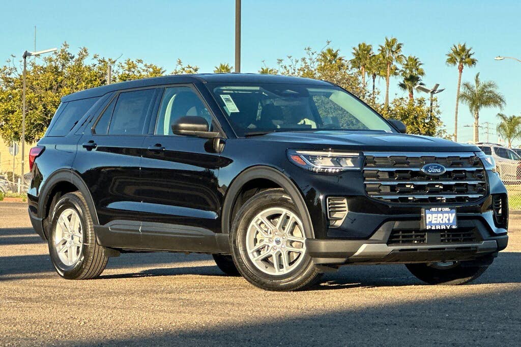 2026 Ford Explorer Active RWD