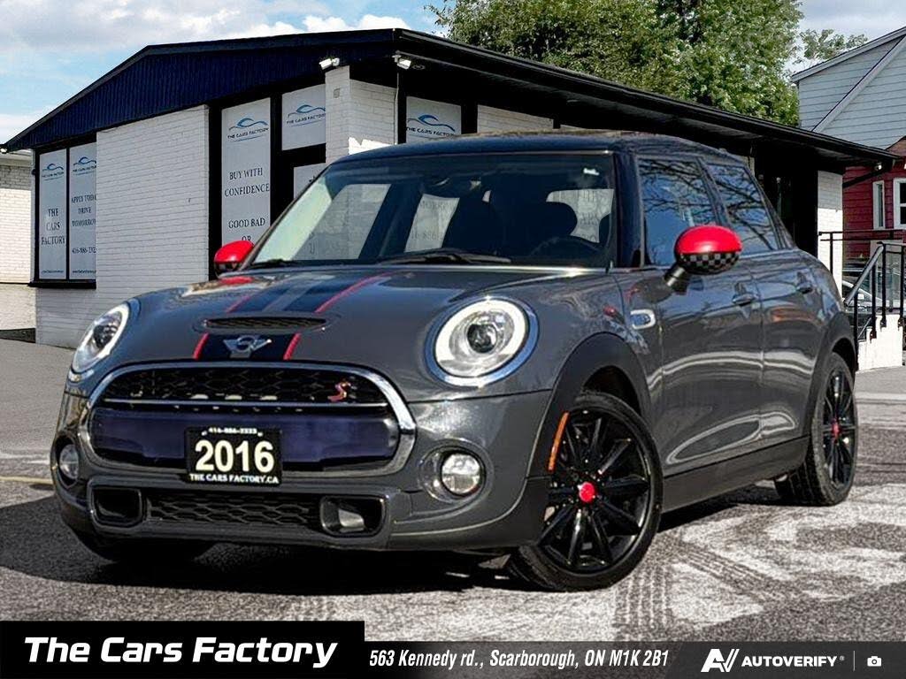 2016 MINI Cooper S 4-Door Hatchback FWD