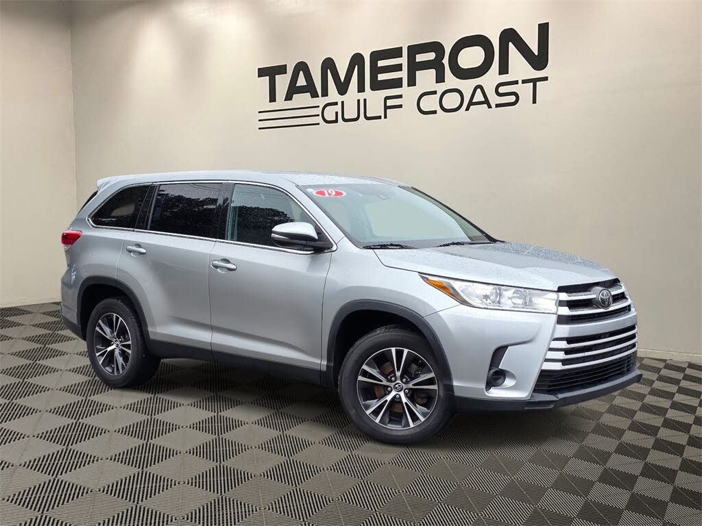 2019 Toyota Highlander LE FWD