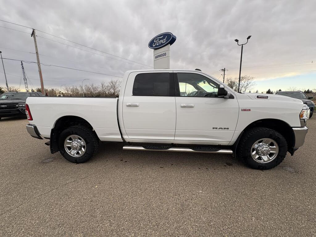 2019 RAM 3500 Big Horn Crew Cab 4WD