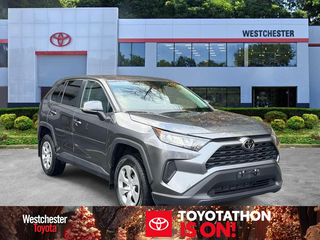 2022 Toyota RAV4 LE AWD