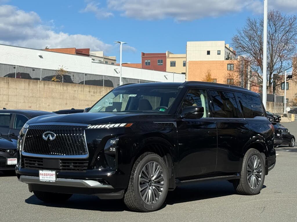 2026 INFINITI QX80 Luxe 4WD