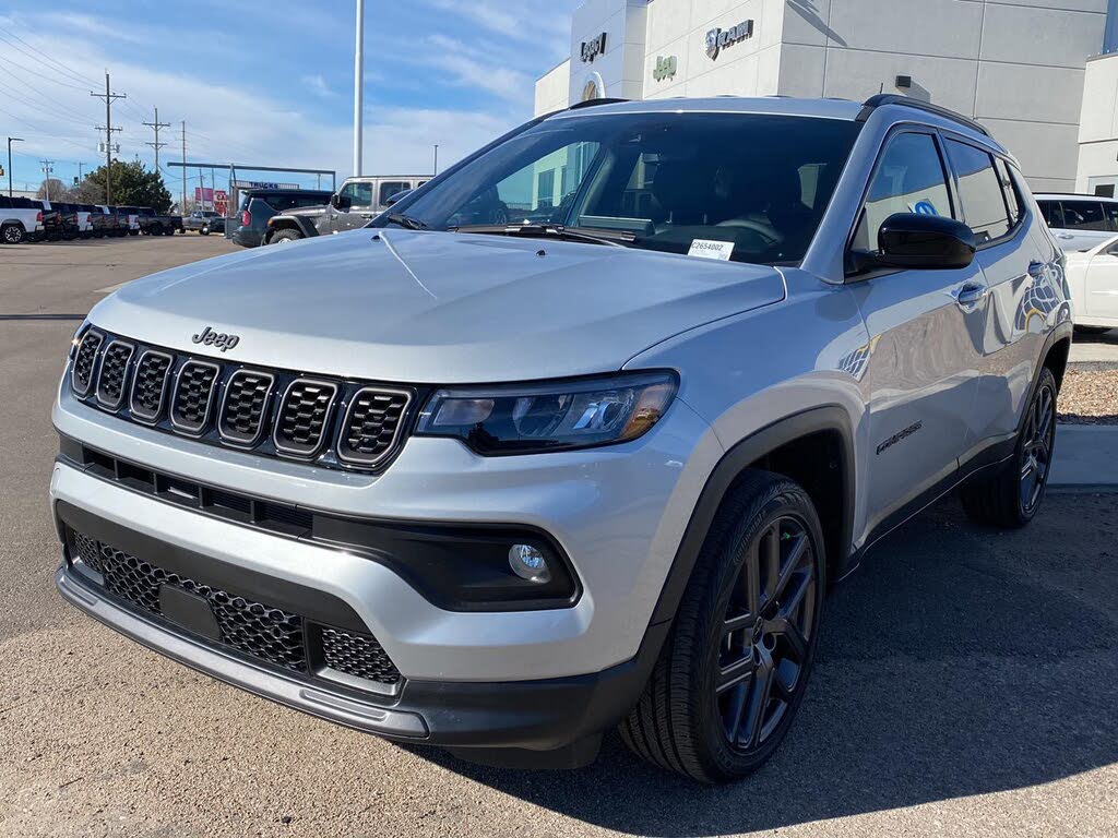 2026 Jeep Compass Latitude Altitude 4WD