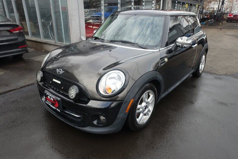 2013 MINI Cooper Hatchback FWD