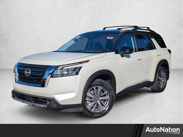 2022 Nissan Pathfinder SL FWD