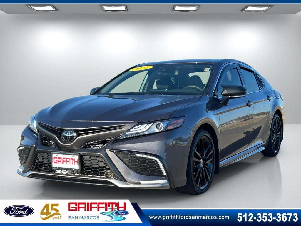 2024 Toyota Camry XSE FWD