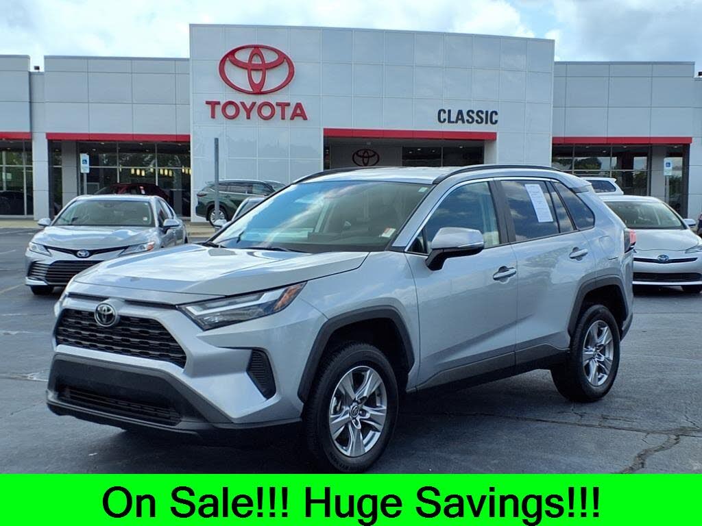 2024 Toyota RAV4 XLE FWD
