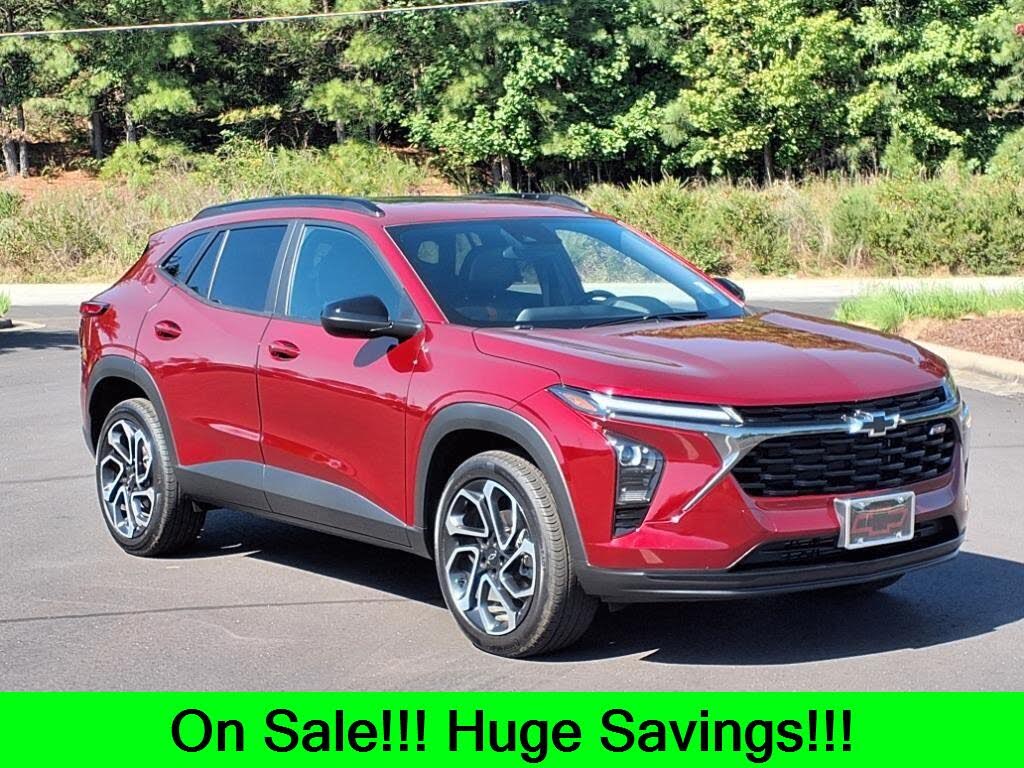 2025 Chevrolet Trax RS with 2RS FWD