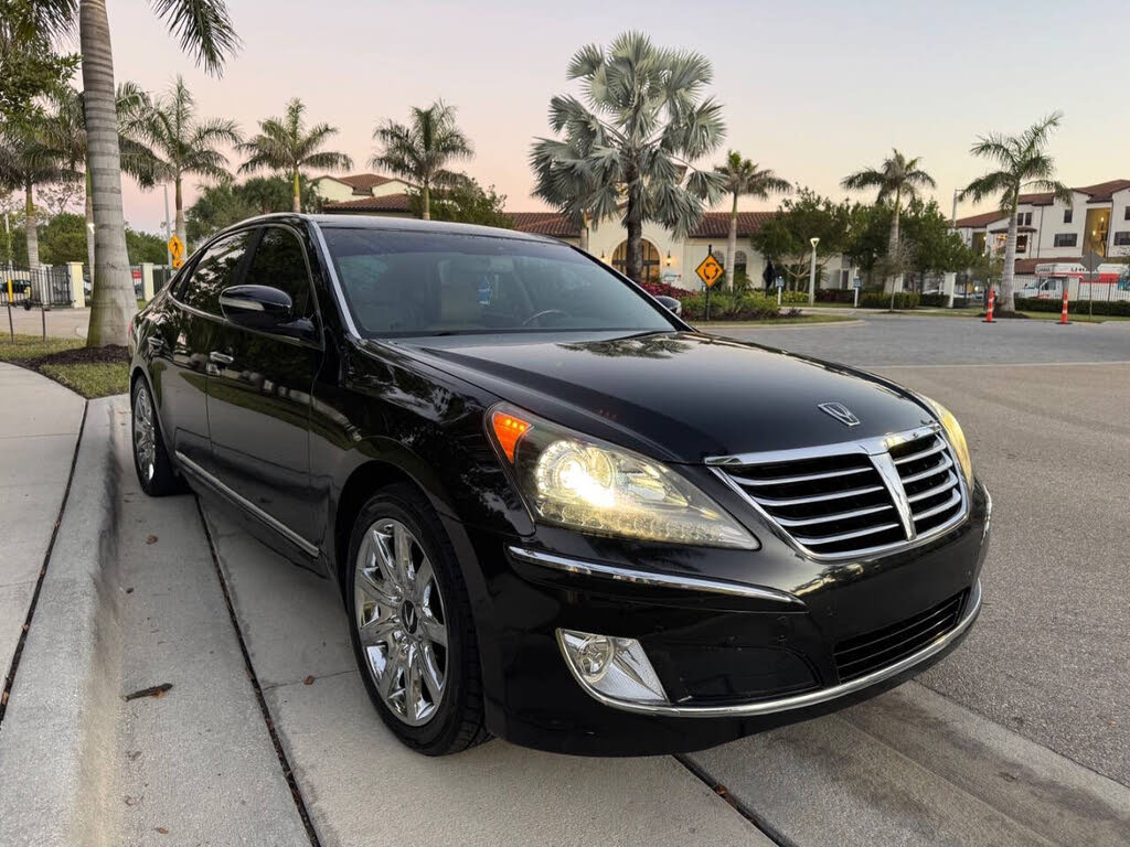 2013 Hyundai Equus Signature RWD