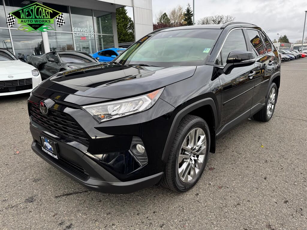 2020 Toyota RAV4 XLE Premium AWD