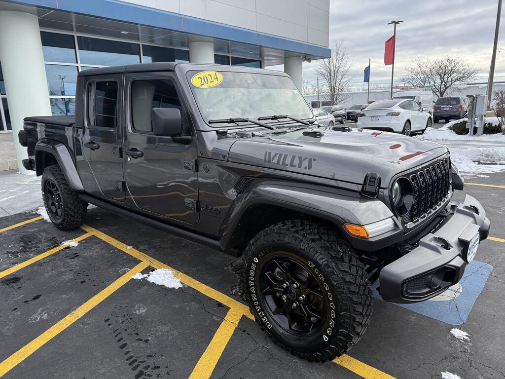 2024 Jeep Gladiator Willys Crew Cab 4WD