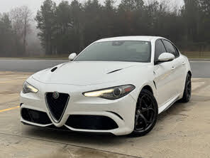 Alfa Romeo Giulia Quadrifoglio RWD