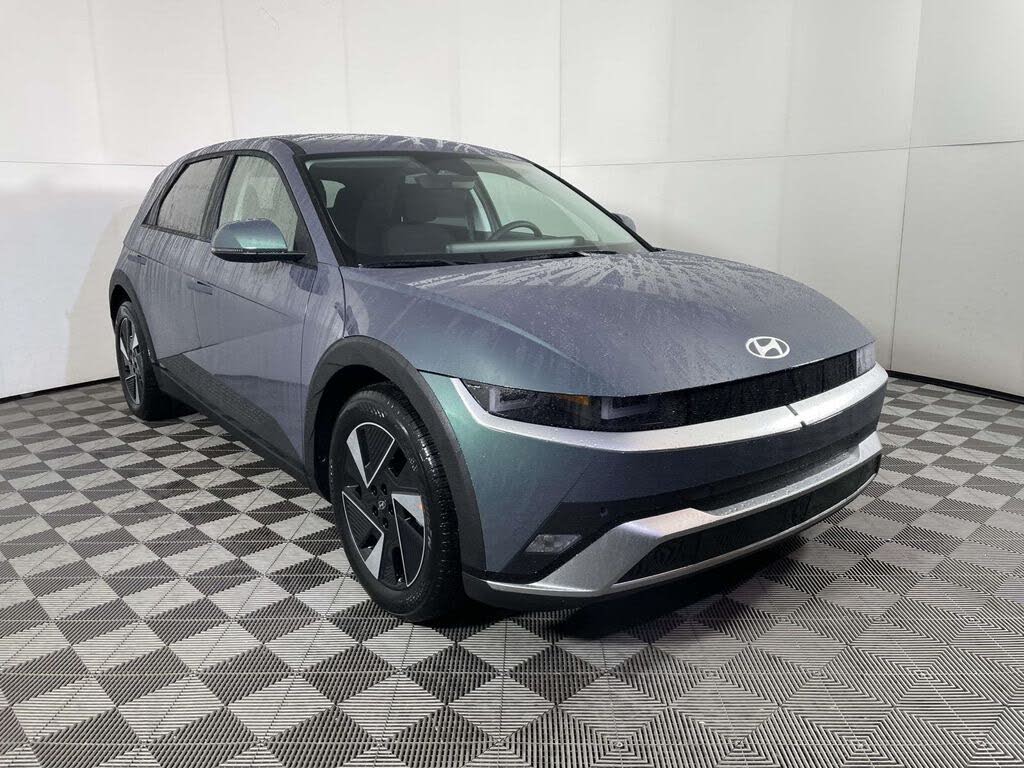 2026 Hyundai Ioniq 5 SE Standard Range RWD