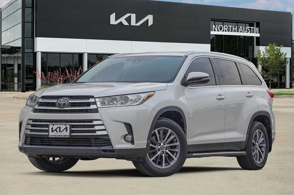 2019 Toyota Highlander XLE FWD