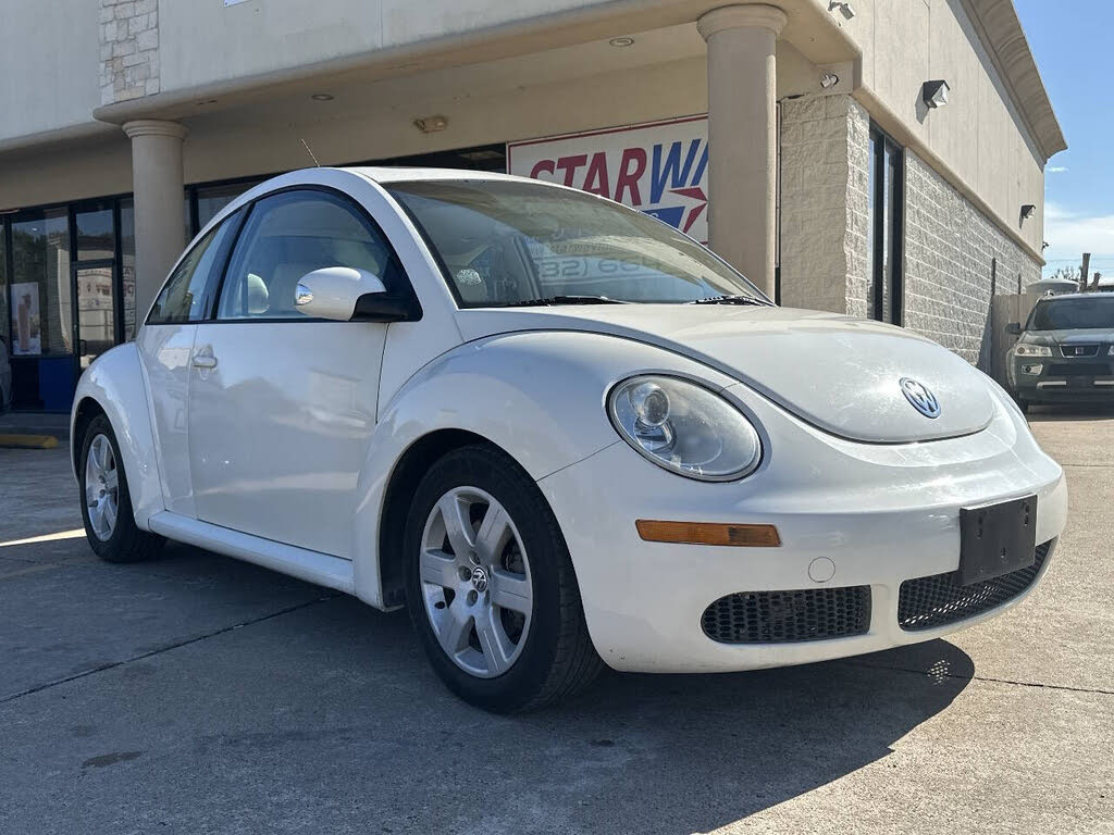 2008 Volkswagen Beetle Triple White