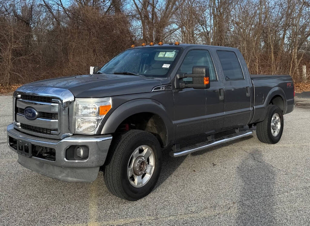 2012 Ford F-250 Super Duty XLT Crew Cab 4WD