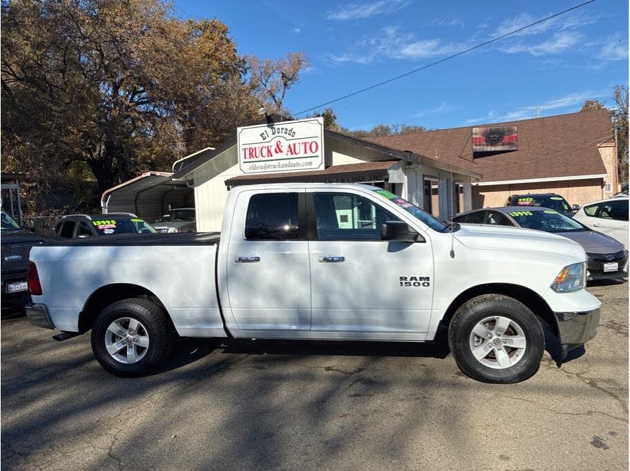 2016 RAM 1500 SLT Quad Cab 4WD