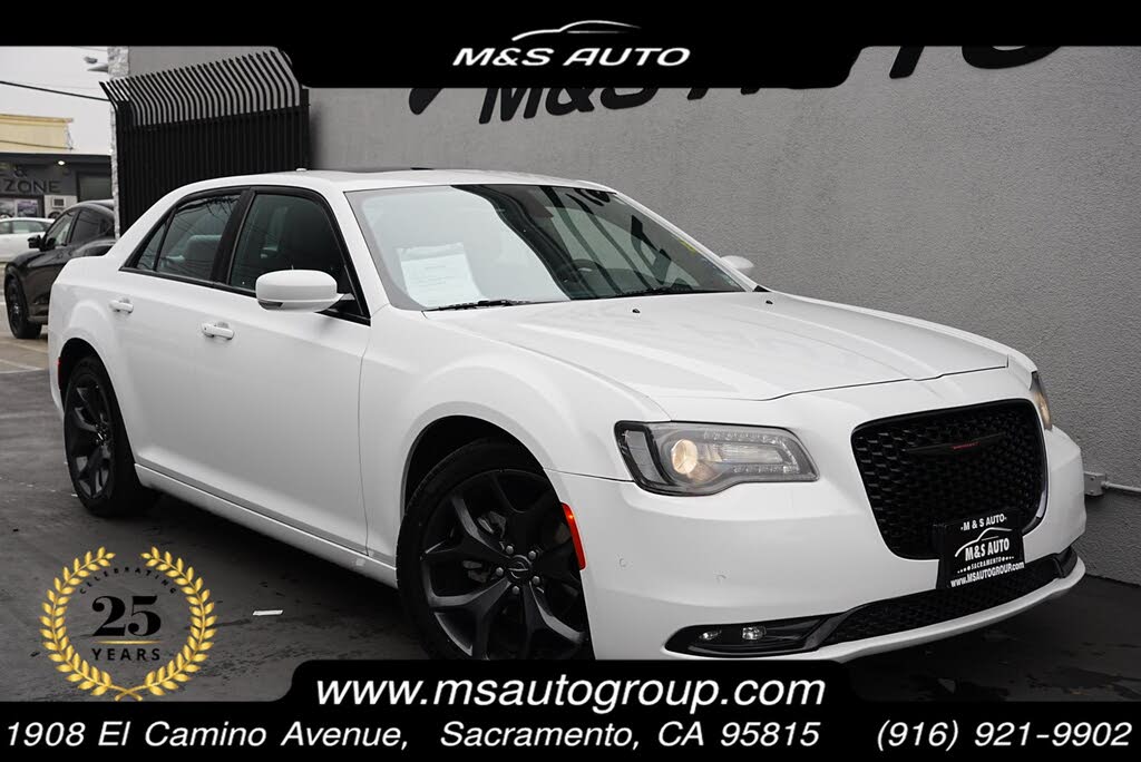 2023 Chrysler 300 S V6 RWD