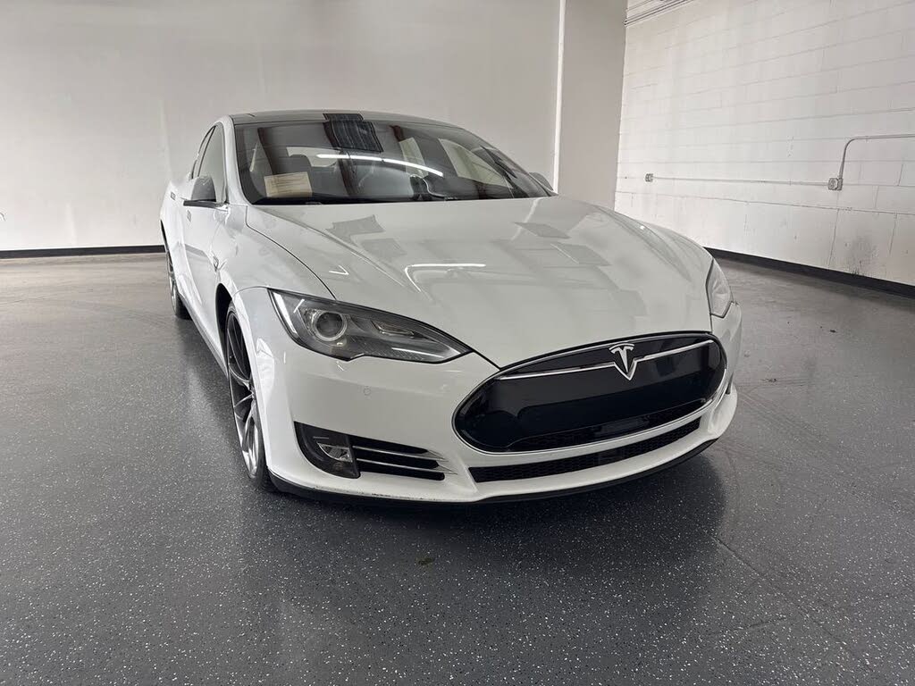 2015 Tesla Model S 85D AWD