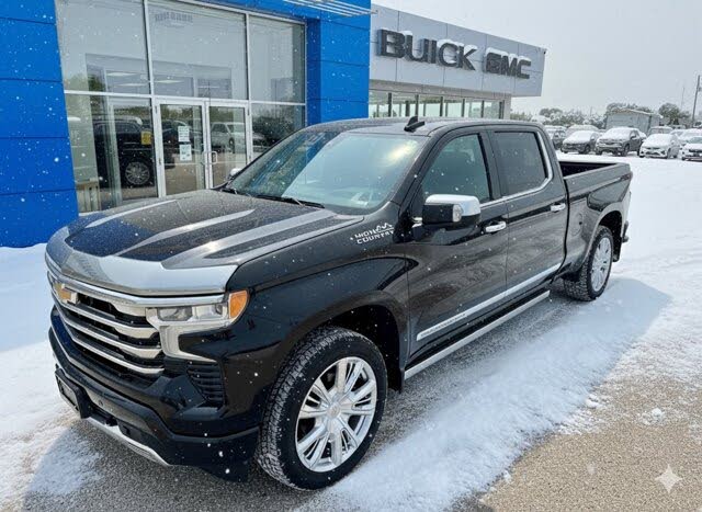 2023 Chevrolet Silverado 1500 High Country Crew Cab 4WD