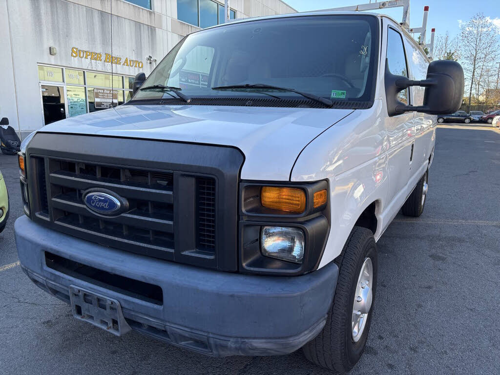2011 Ford E-Series E-350 Super Duty Cargo Van