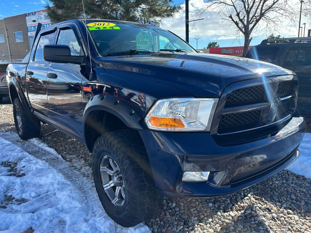 2012 RAM 1500 ST Crew Cab 4WD
