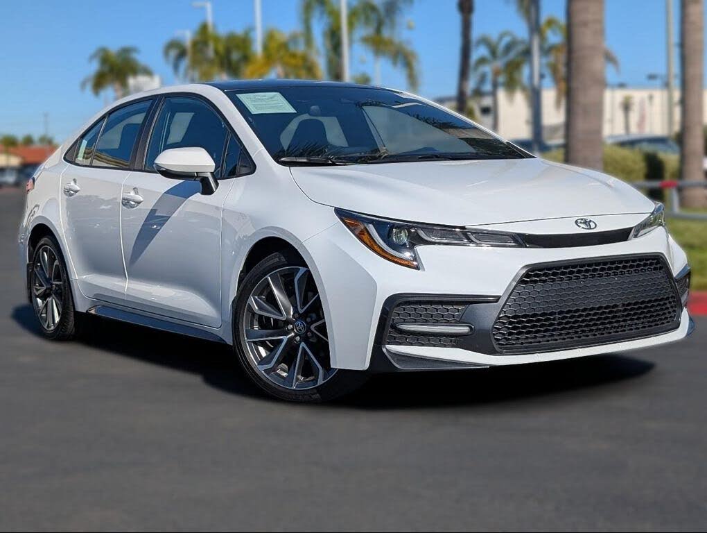 2022 Toyota Corolla SE FWD