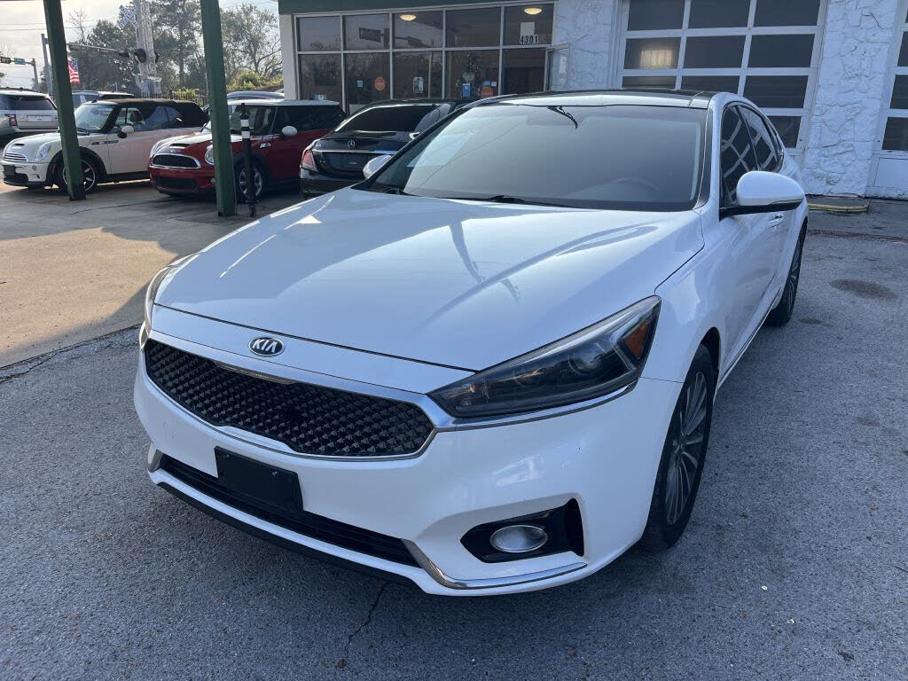 2017 Kia Cadenza Premium