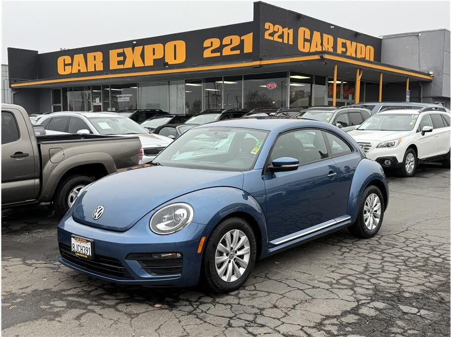 2019 Volkswagen Beetle 2.0T S Hatchback FWD