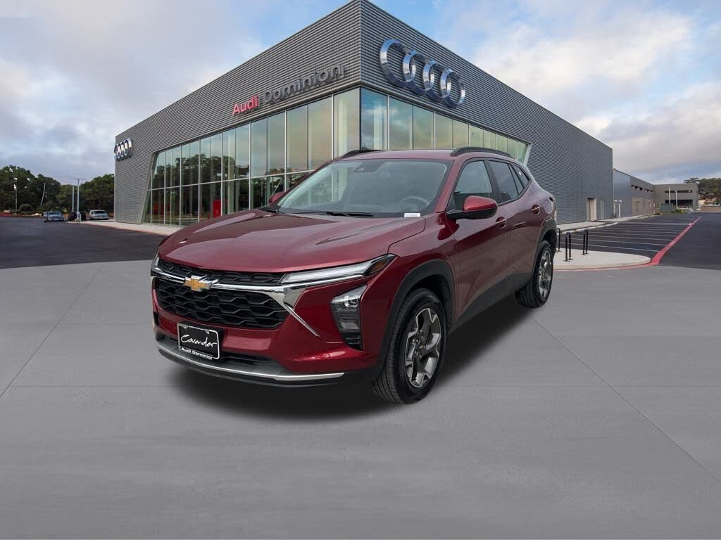 2025 Chevrolet Trax LT FWD