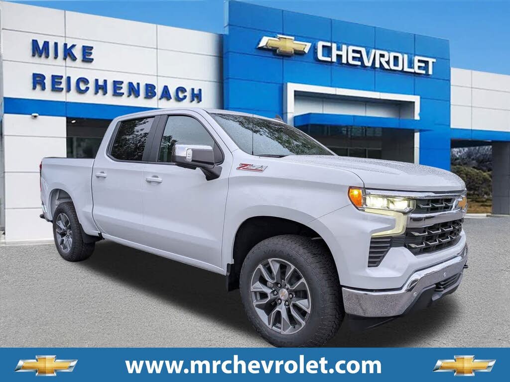 2026 Chevrolet Silverado 1500 LT Crew Cab 4WD
