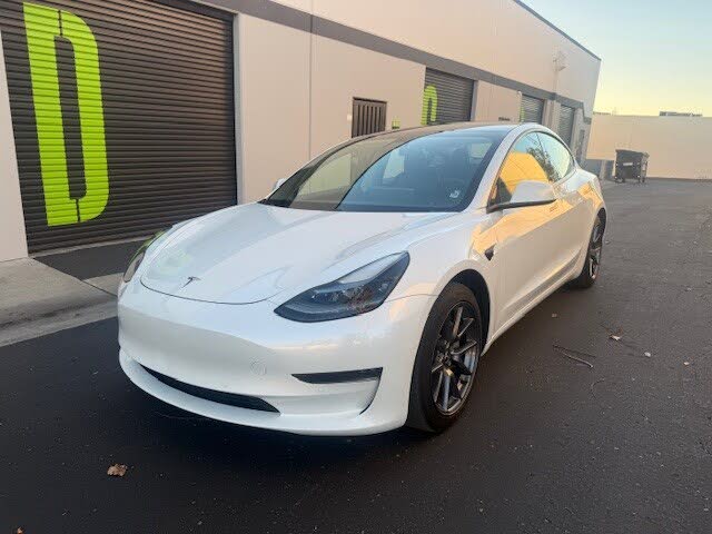2021 Tesla Model 3 Standard Range Plus RWD