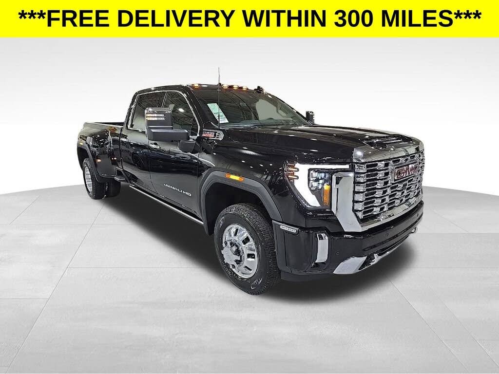 2026 GMC Sierra 3500HD Denali Crew Cab 4WD