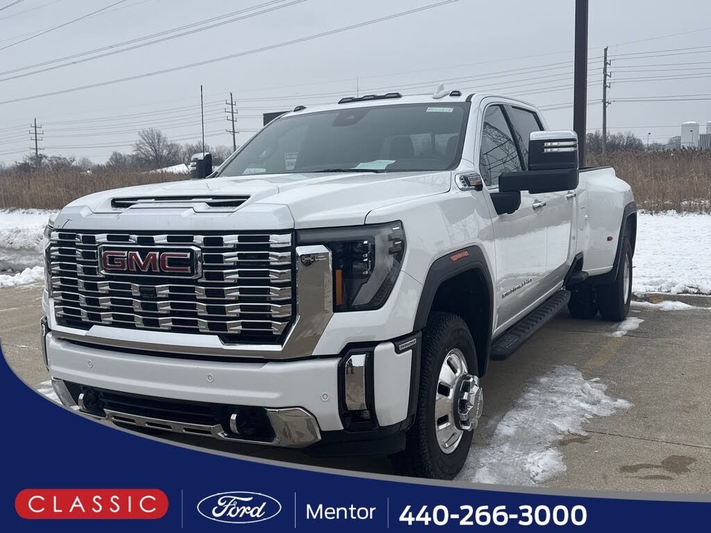 2024 GMC Sierra 3500HD Denali Crew Cab 4WD