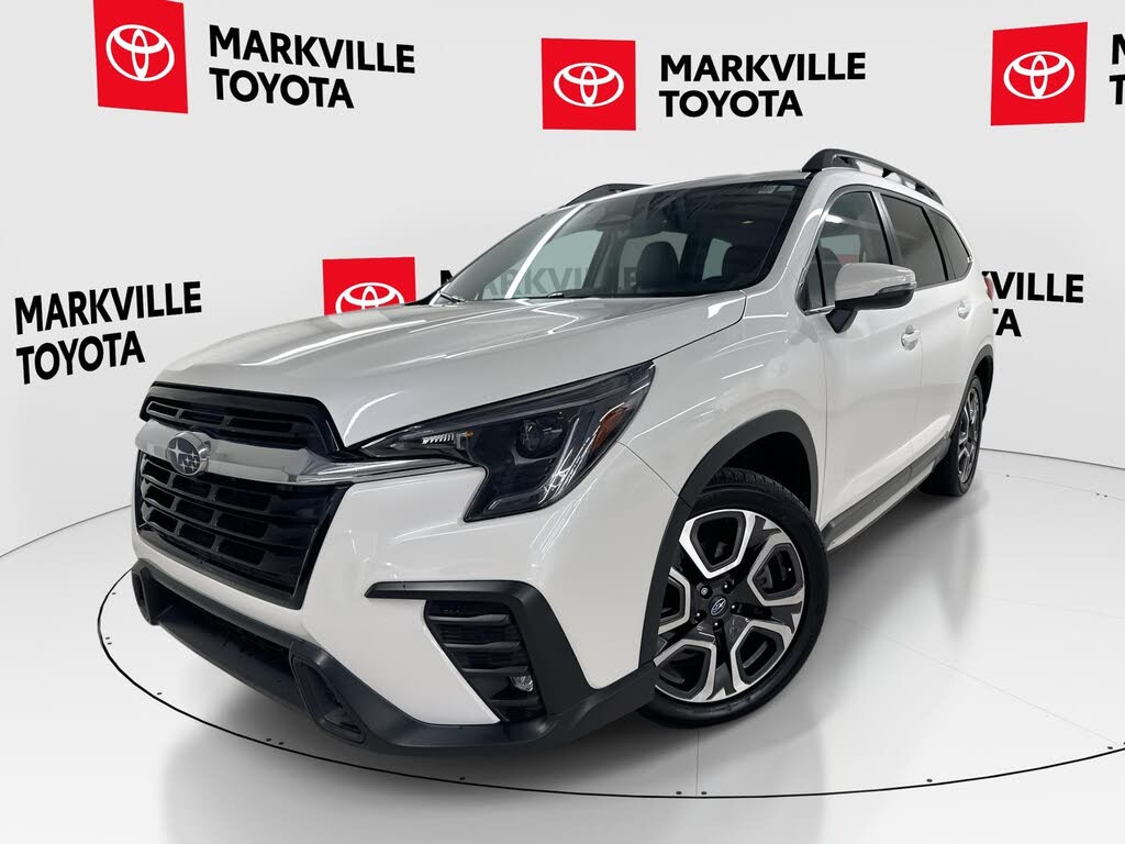 Subaru Ascent Limited AWD with Captains Chairs 2023