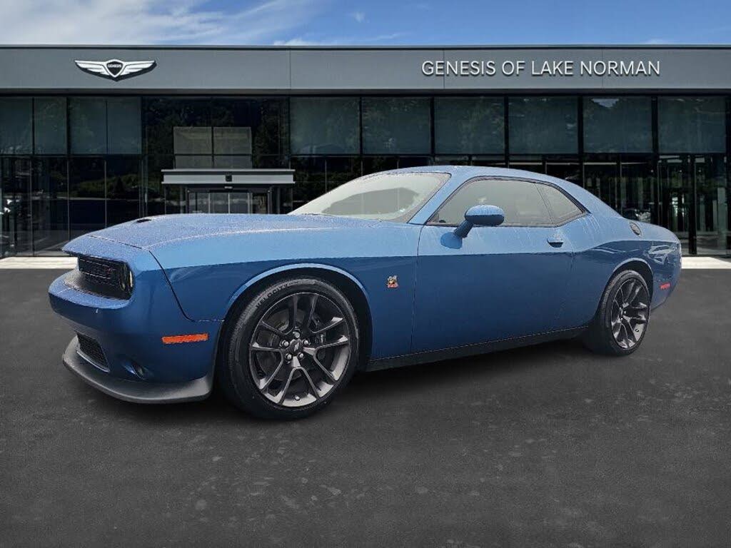 2022 Dodge Challenger R/T Scat Pack RWD