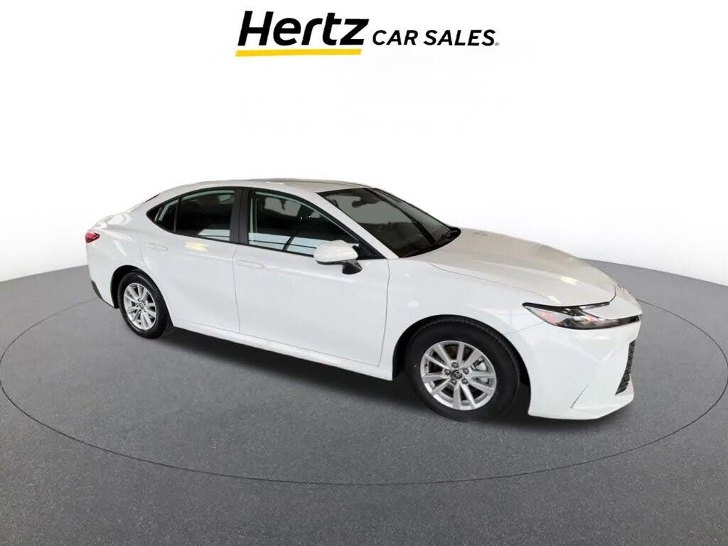 2025 Toyota Camry LE FWD
