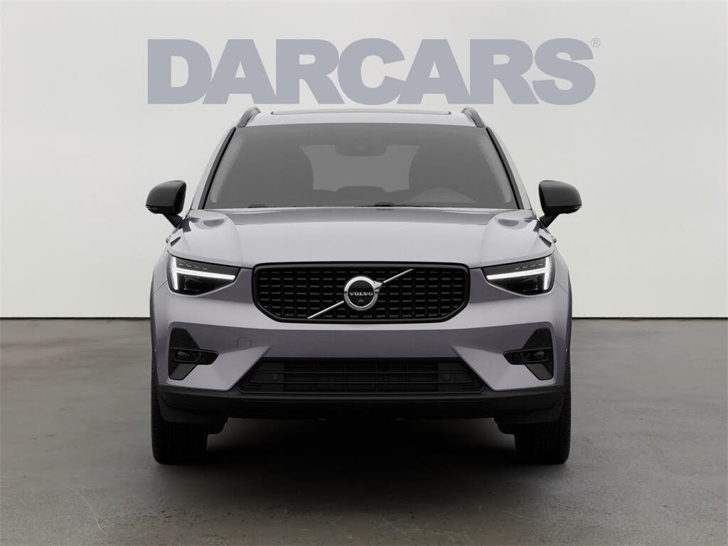 2026 Volvo XC40 B5 Plus AWD