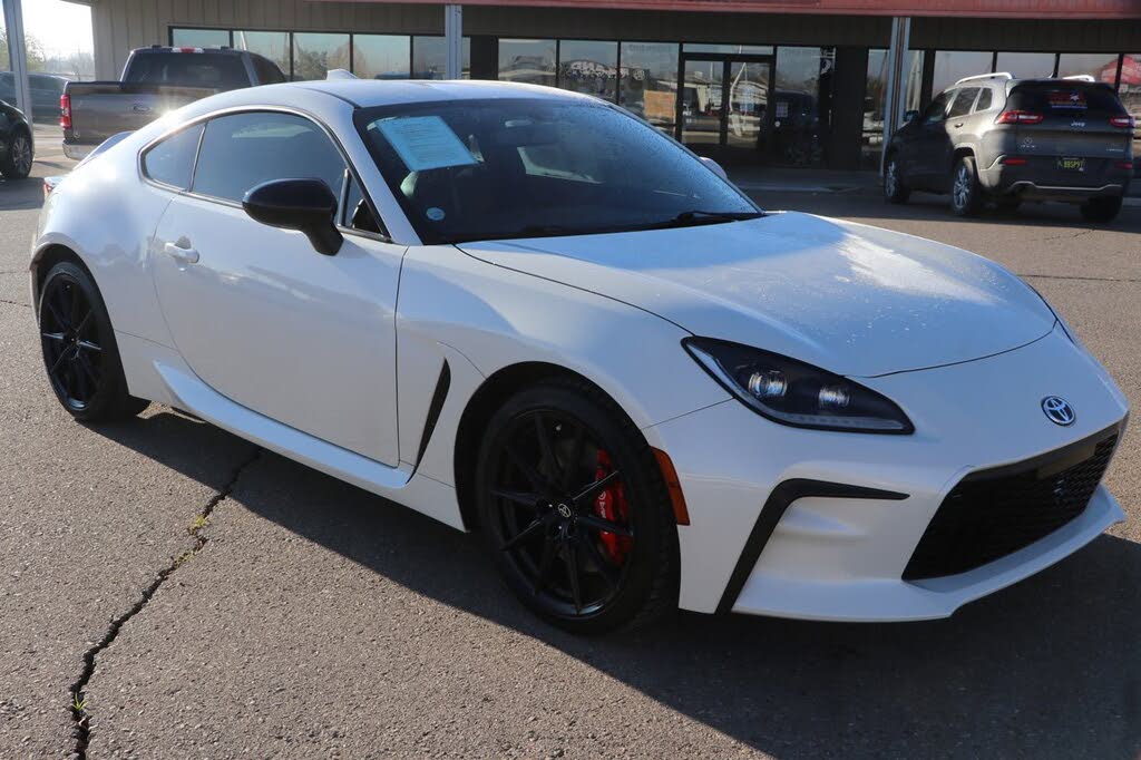 2024 Toyota GR86 Premium RWD