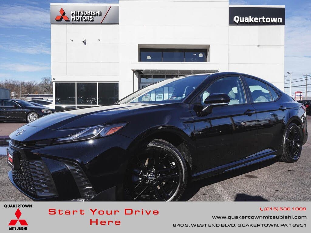 2025 Toyota Camry SE AWD