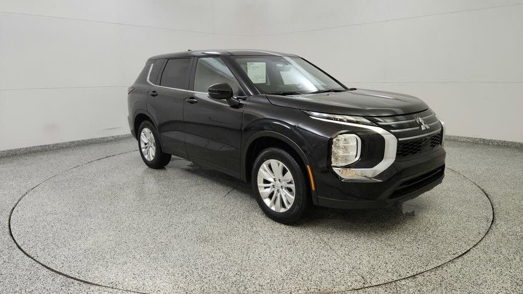 2026 Mitsubishi Outlander ES S-AWC