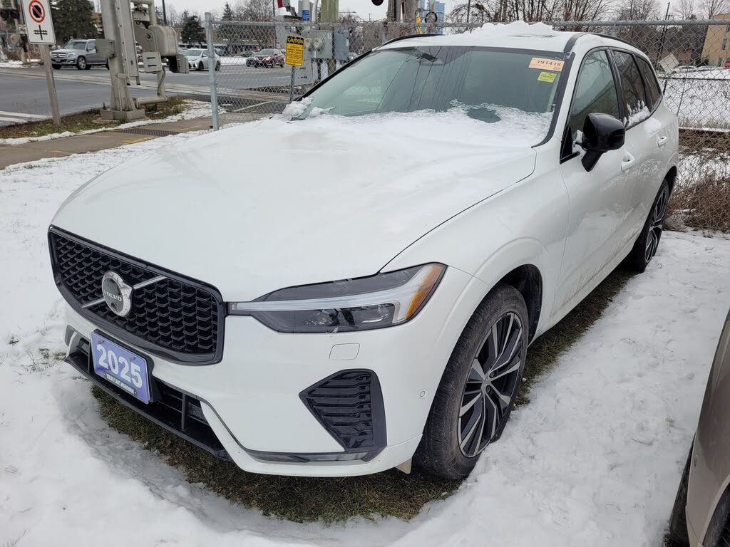 2025 Volvo XC60 B5 Plus Dark Theme AWD