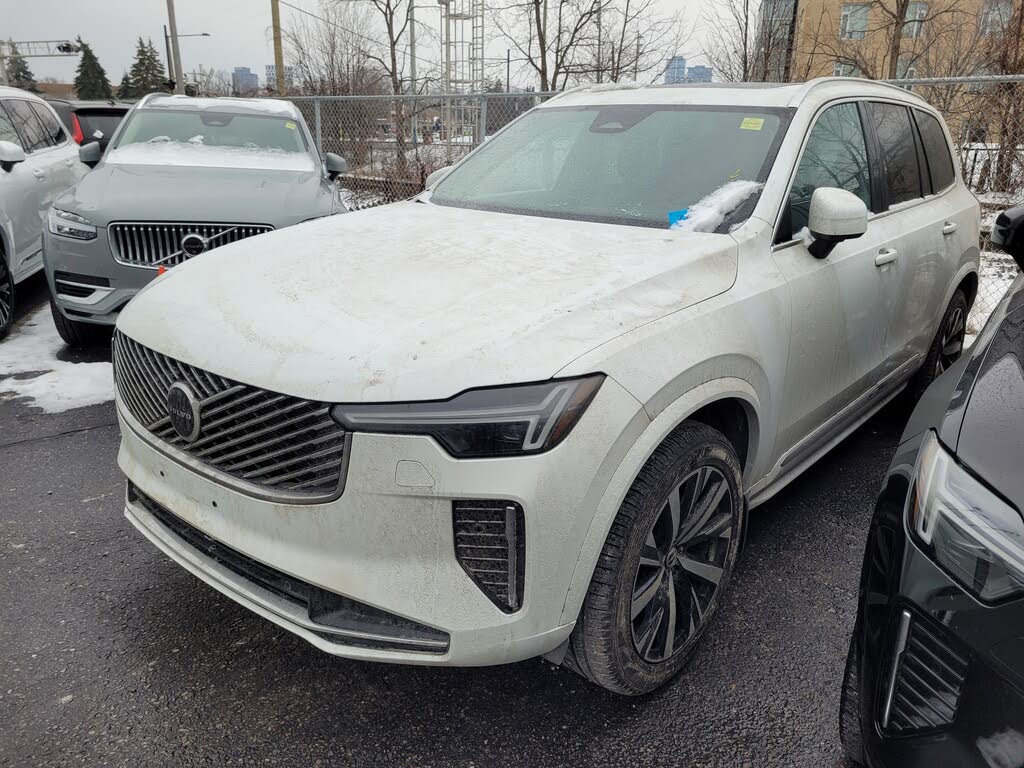 2025 Volvo XC90 B6 Core Bright Theme AWD