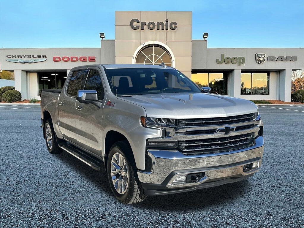2022 Chevrolet Silverado 1500 LTZ Crew Cab 4WD