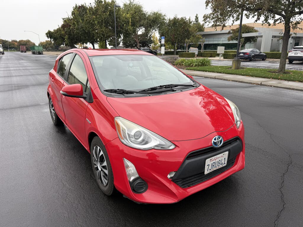 2015 Toyota Prius c Three