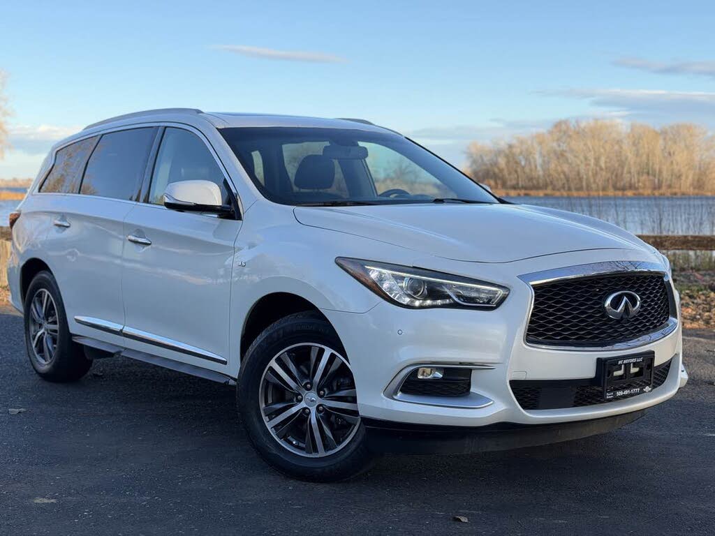 2016 INFINITI QX60 AWD